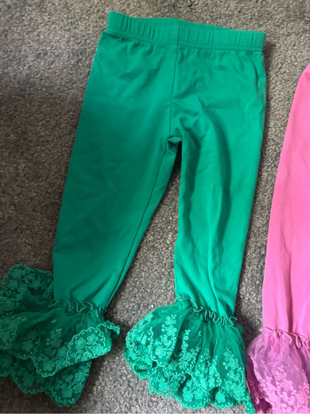 Girls Green Ruffle Lace cheeky plum Leggings